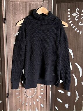 Hollister Black shoulder cut out Chunky Knit Turtleneck Sweater
